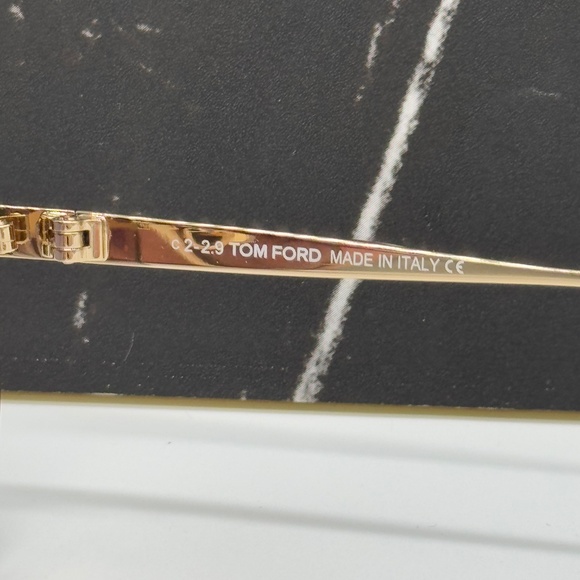 NEW TOM FORD TF785 28B WOMEN OVERSIZED SUNGLASSES TOM FORD TARA FT0785/S 28B - Picture 11 of 12